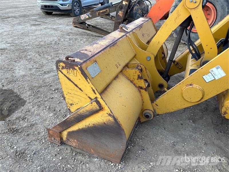 CAT 420F Ekskavatori-iekrāvēji