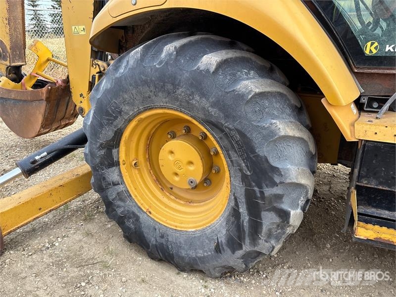CAT 420F Ekskavatori-iekrāvēji