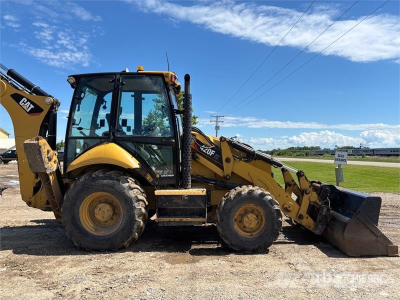 CAT 420FIT 4x4 Backhoe Loader Ekskavaatorlaadurid