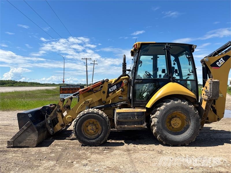 CAT 420FIT 4x4 Backhoe Loader Ekskavaatorlaadurid
