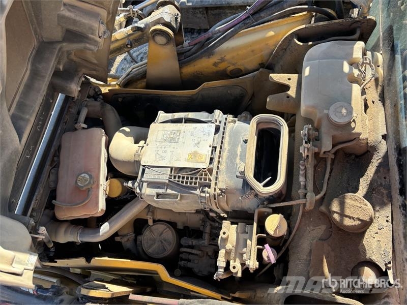 CAT 420FIT 4x4 Backhoe Loader 反鏟裝載機