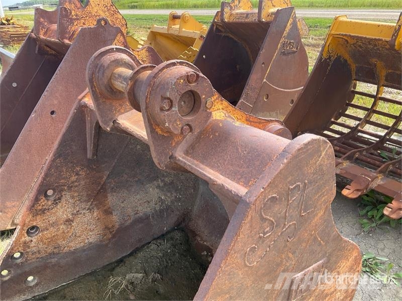 CAT 44 in Digging Excavator Bucket - Fits Cat 300 Seri Godet