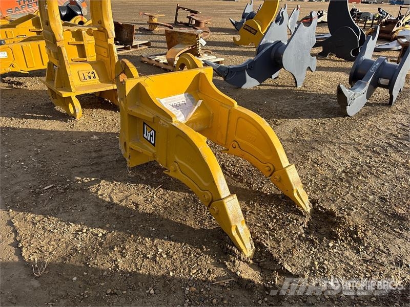 CAT 44 in Multi-Shank Heavy Duty Excavator Ripper - Fi Rahljalniki
