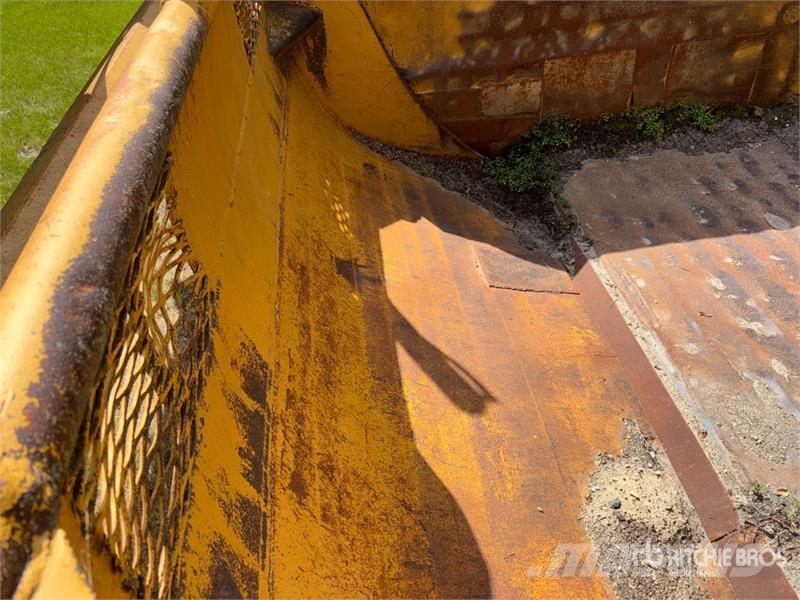 CAT 463 Földnyesők (szkréperek)