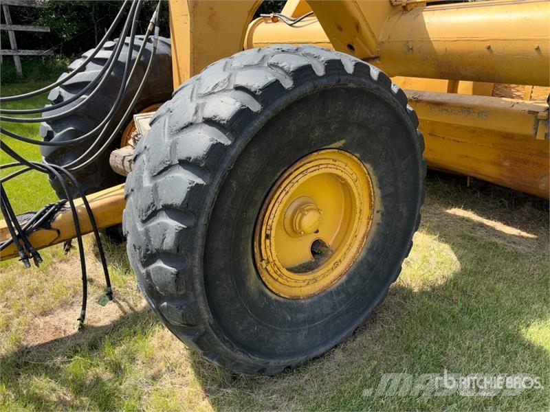 CAT 463 Földnyesők (szkréperek)