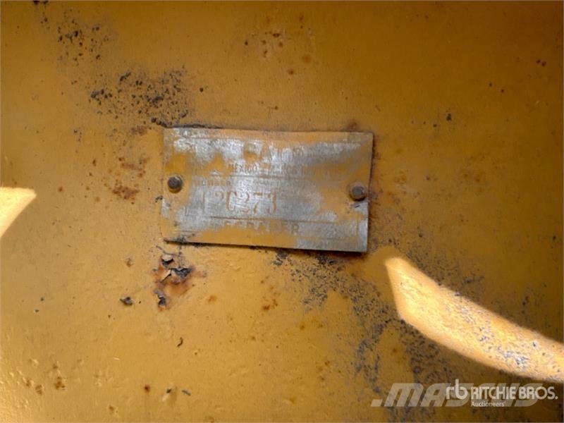 CAT 463 Földnyesők (szkréperek)