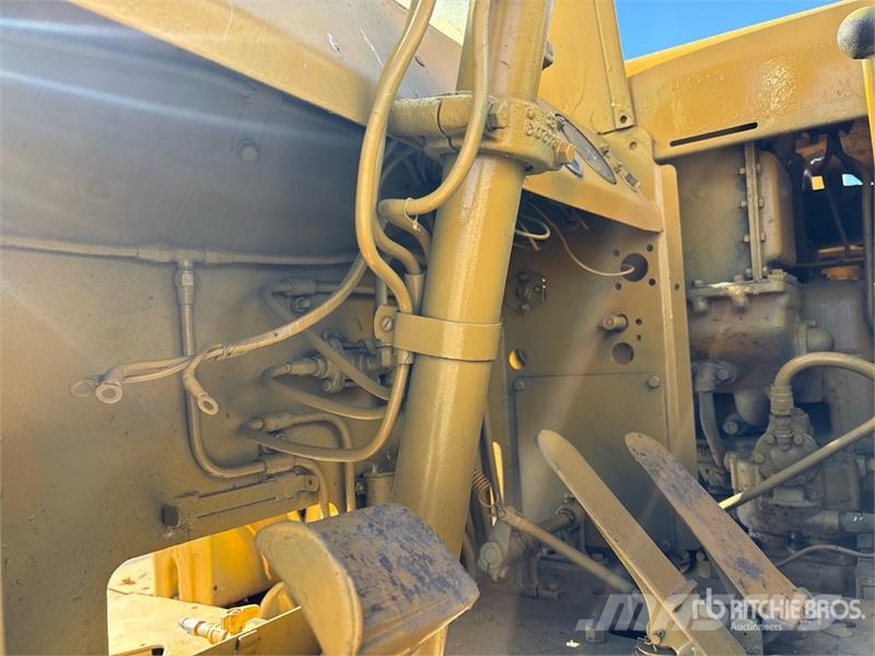 CAT 470 Motor Scraper Скрепери