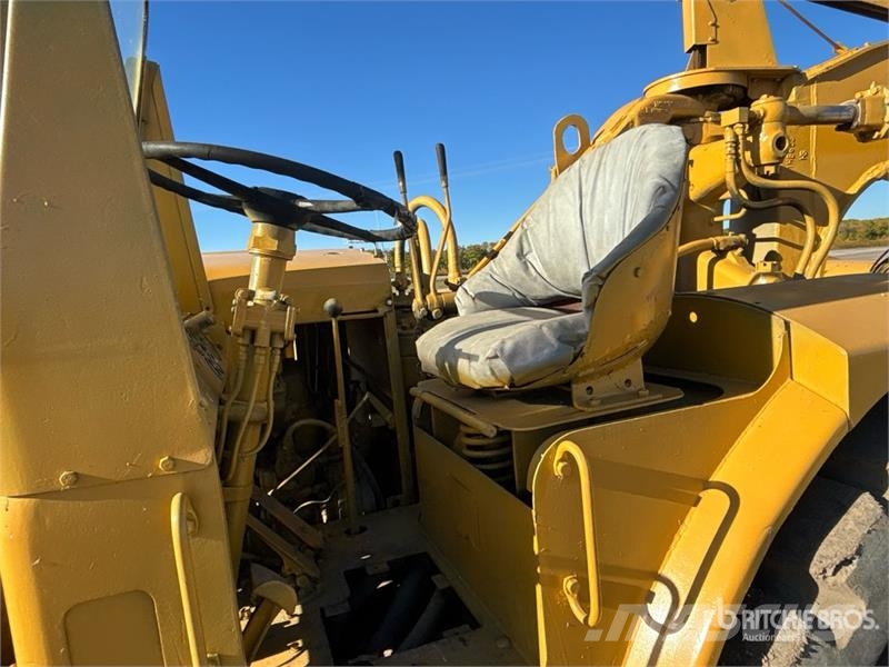 CAT 470 Motor Scraper Скрепери