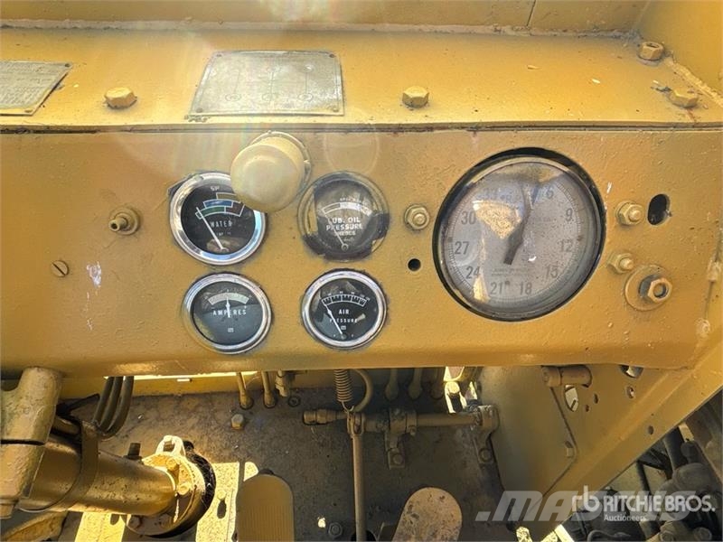 CAT 470 Motor Scraper Скрепери