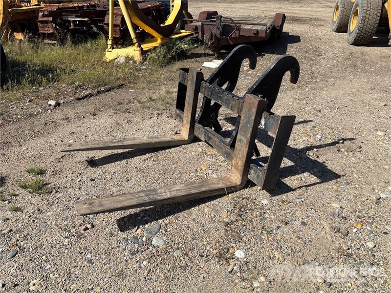 CAT 48 in Wheel Loader Forks - Fits Cat 924 Gabeln