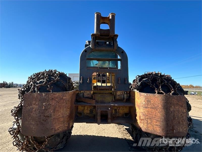 CAT 545 4x4 Skidder Трелевочные трактора