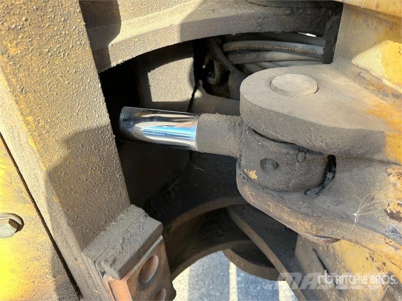 CAT 545 4x4 Skidder Трелевочные трактора
