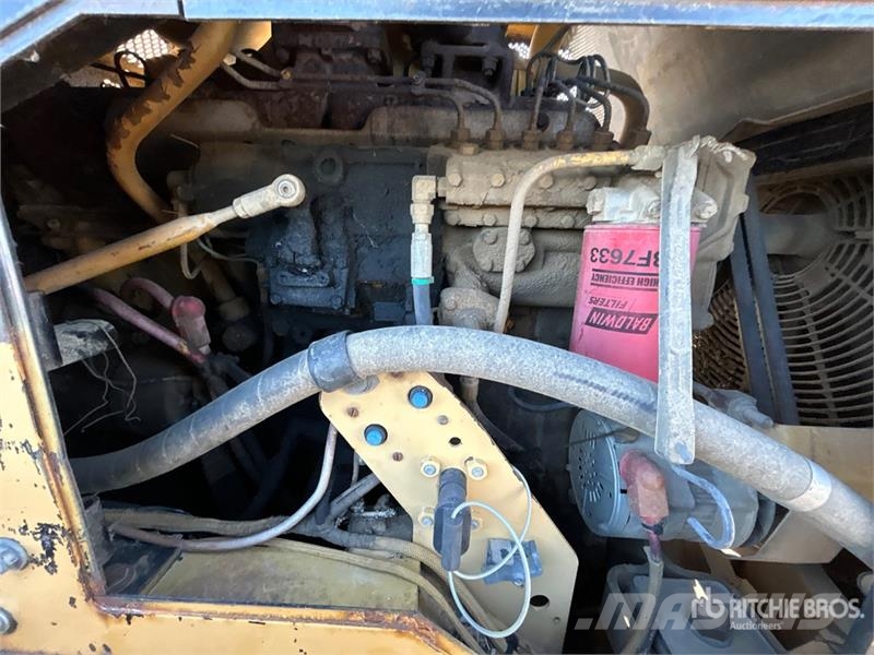 CAT 545 4x4 Skidder Трелевочные трактора