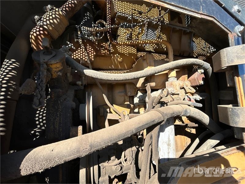 CAT 545 4x4 Skidder Трелевочные трактора