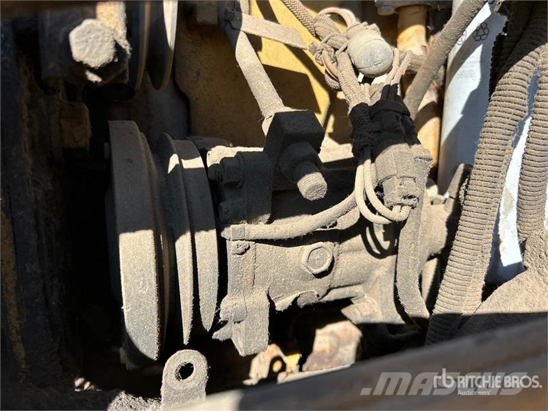 CAT 545 4x4 Skidder Трелевочные трактора