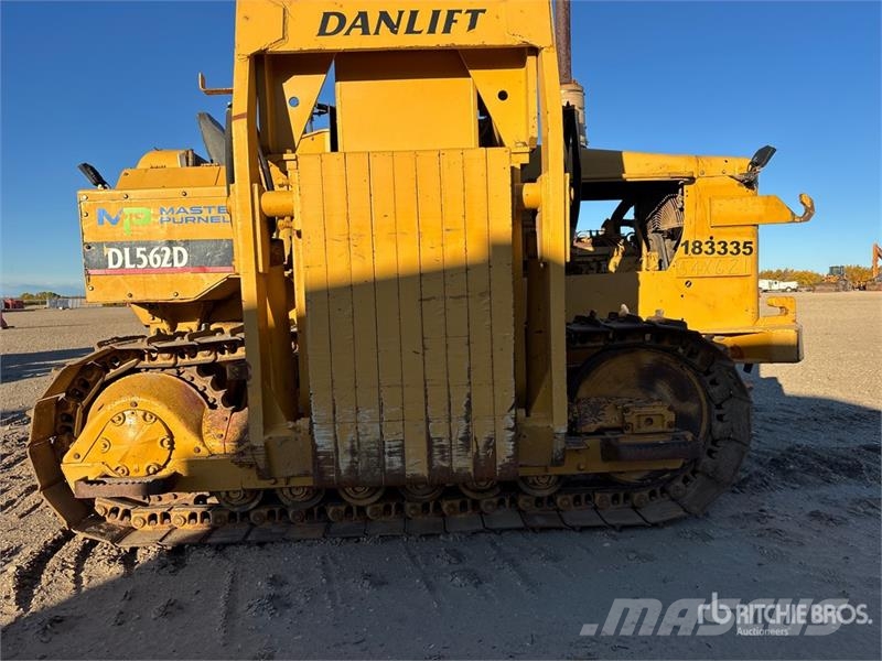 CAT 561D Torupaigaldajad