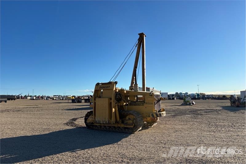 CAT 561D Torupaigaldajad
