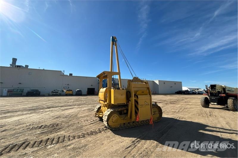 CAT 561D رافعات مد أنابيب