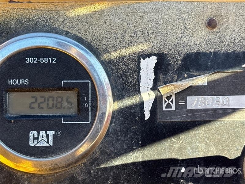 CAT 561D Torupaigaldajad