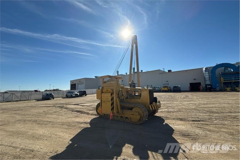 CAT 561D رافعات مد أنابيب