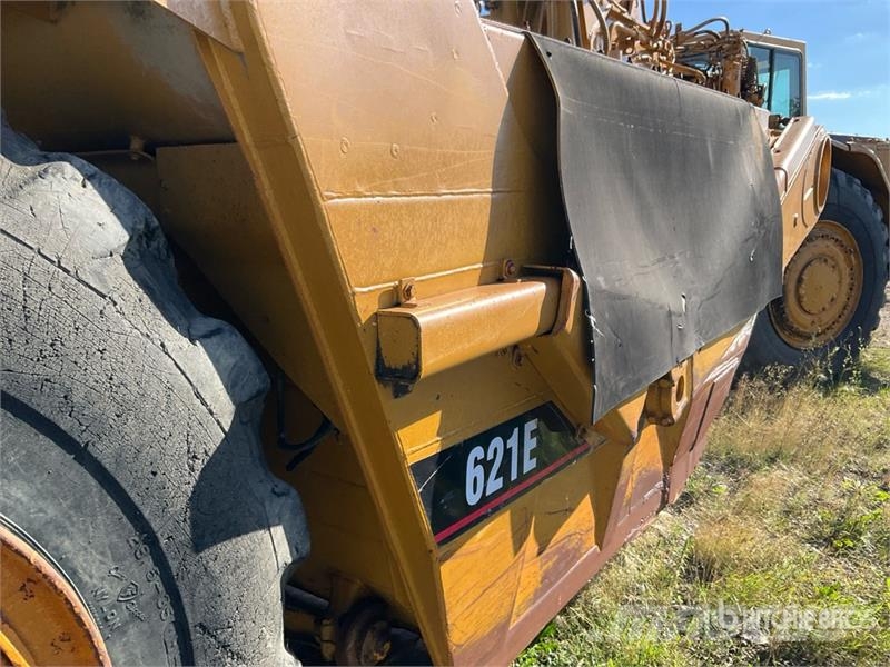 CAT 621E Scrapers