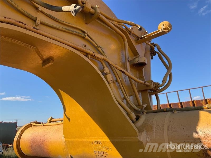 CAT 621E Scrapers
