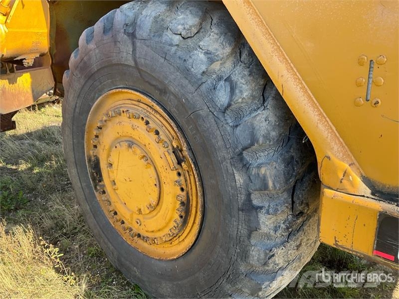 CAT 621E Motor Scraper (Inoperable) Schaber