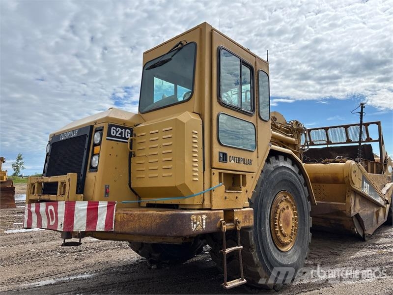 CAT 621G Scrapers