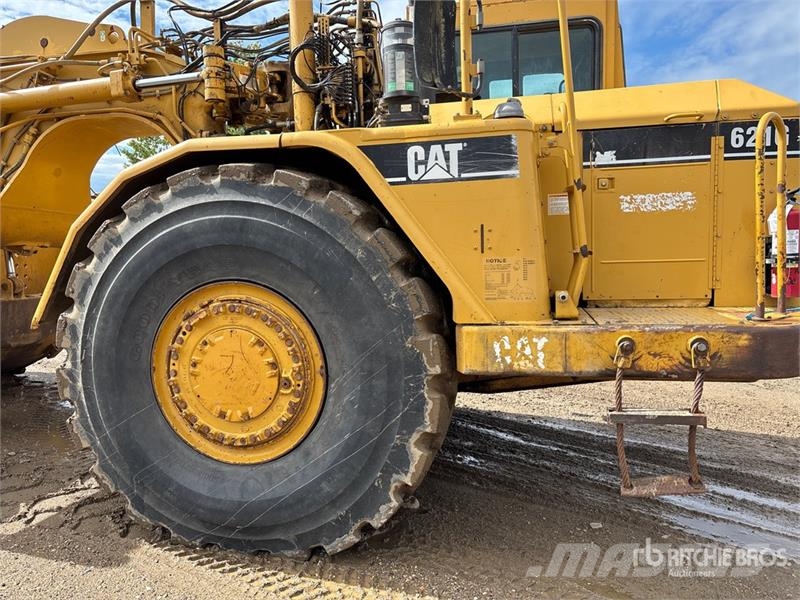 CAT 621G Scrapers