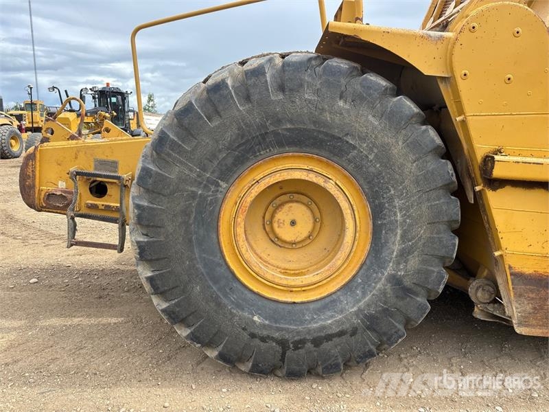 CAT 621G Raspadores