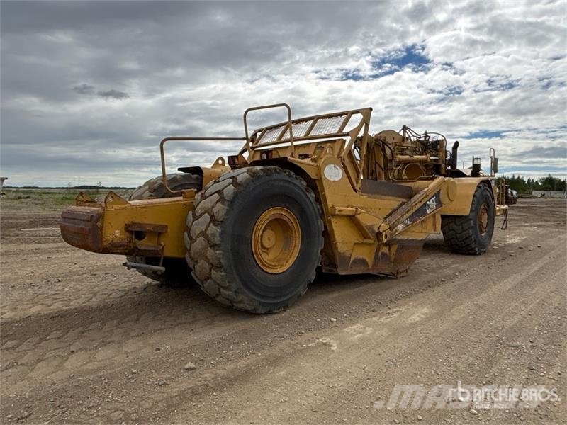 CAT 621G Scrapers