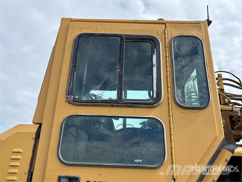 CAT 621G كاشطات