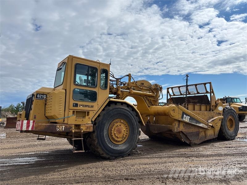 CAT 621G Scrapers