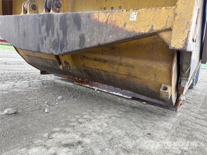 CAT 621G Scrapers