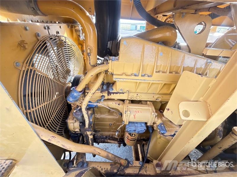 CAT 627E Schaber