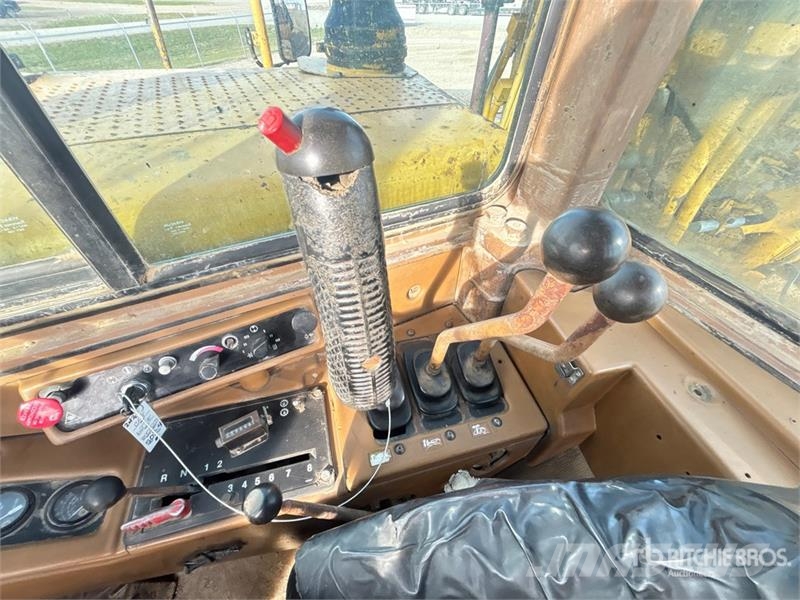 CAT 627E Schaber