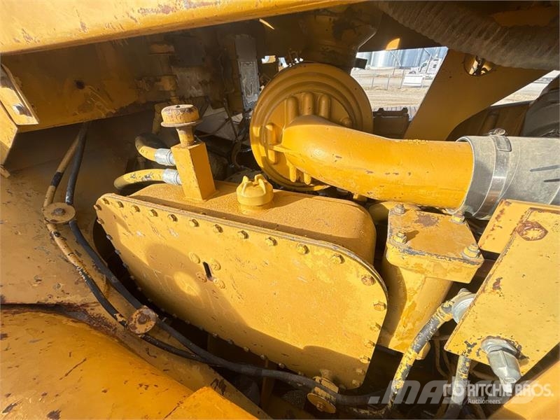 CAT 627E Schaber