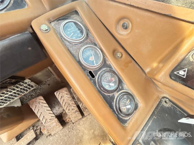 CAT 627E Schaber