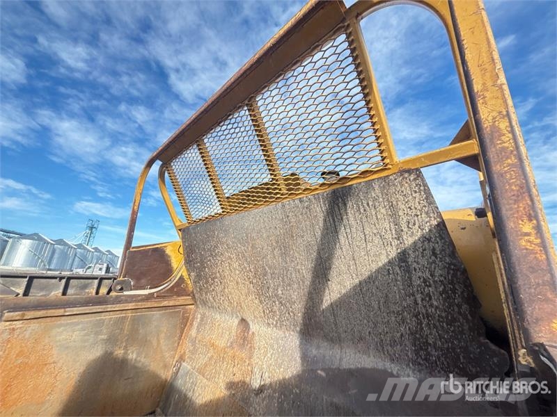 CAT 627E Schaber