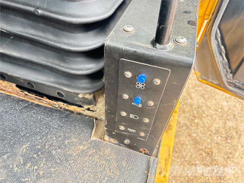 CAT 627G Schaber