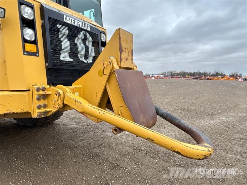 CAT 627G Schaber