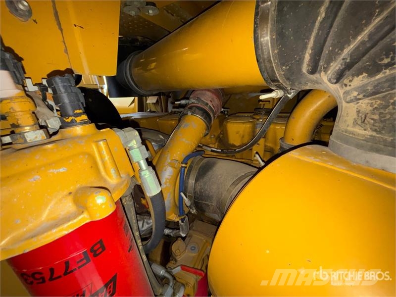 CAT 627G Schaber
