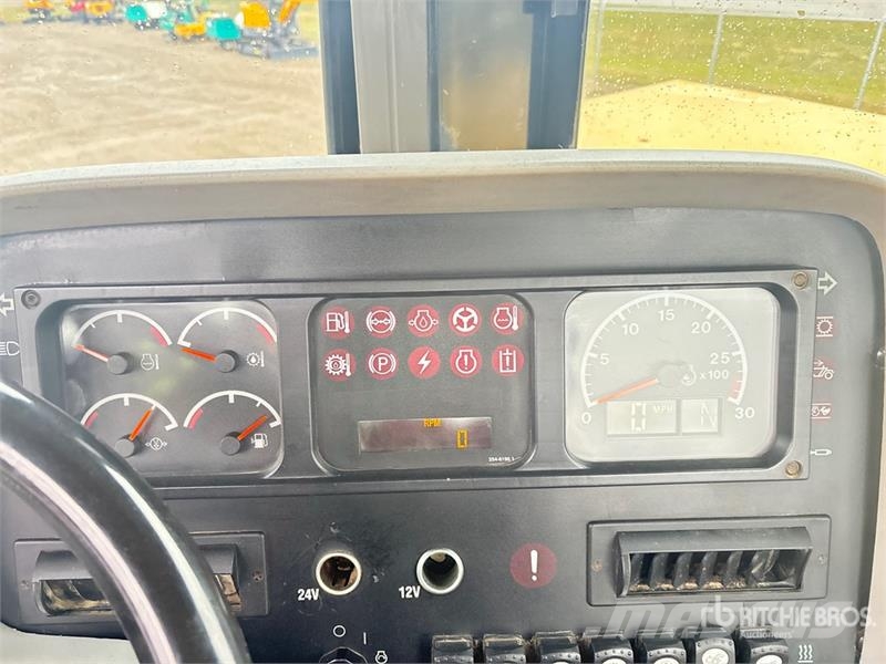 CAT 627G Schaber