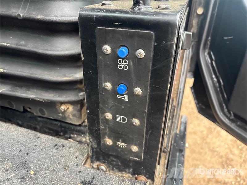 CAT 627G Schaber