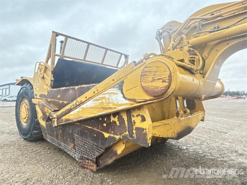 CAT 627G Schaber