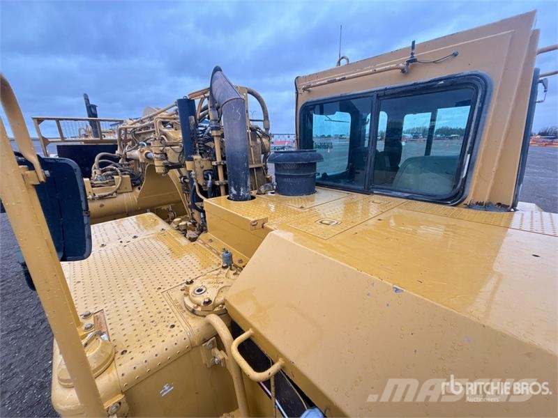 CAT 627G Schaber