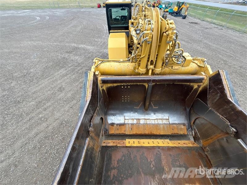 CAT 627G Schaber