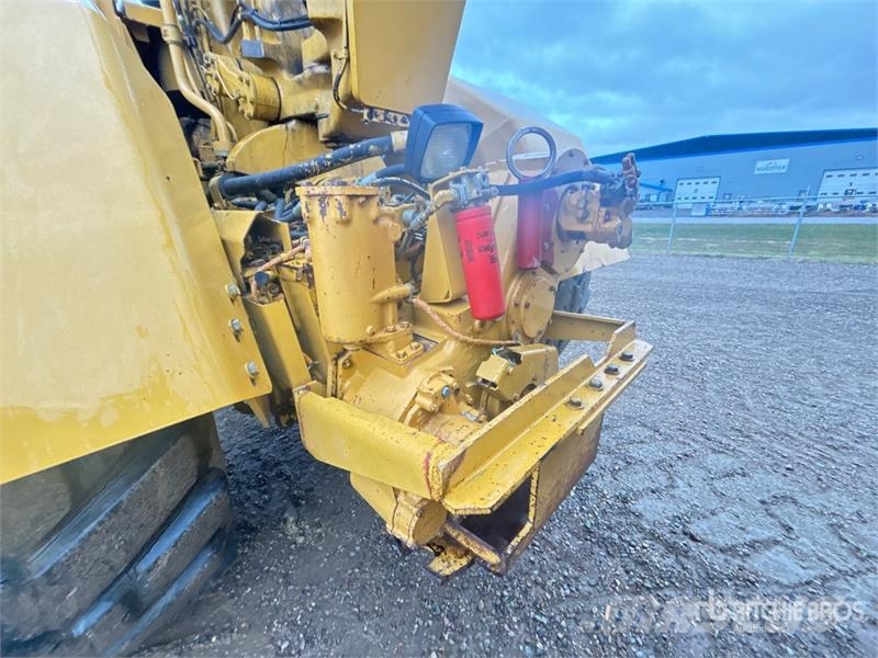 CAT 627G Schaber