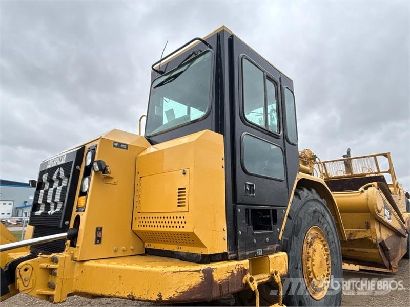 CAT 627G Schaber