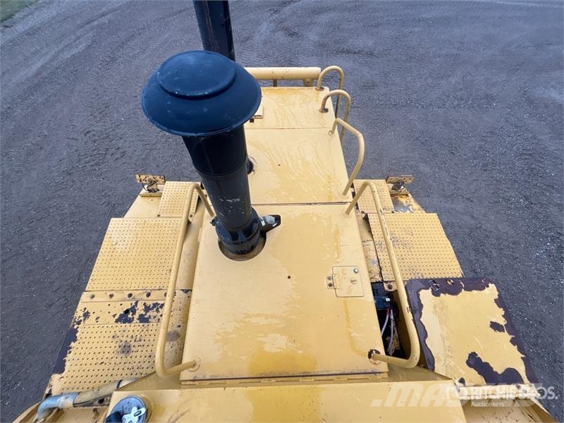 CAT 627G Schaber